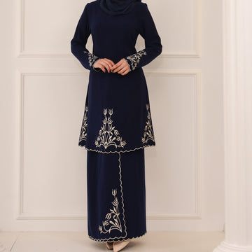 Malay Middle East Exquisite Embroidery Suit Women