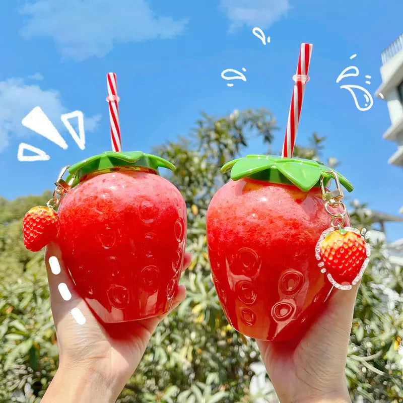 500ml Kawaii Strawberry Water Bottle Cute Strawberry Straw Water Bottle PP Milk Coffee Straw Cup Juice Drinkware Kitchen DazzleTrove
