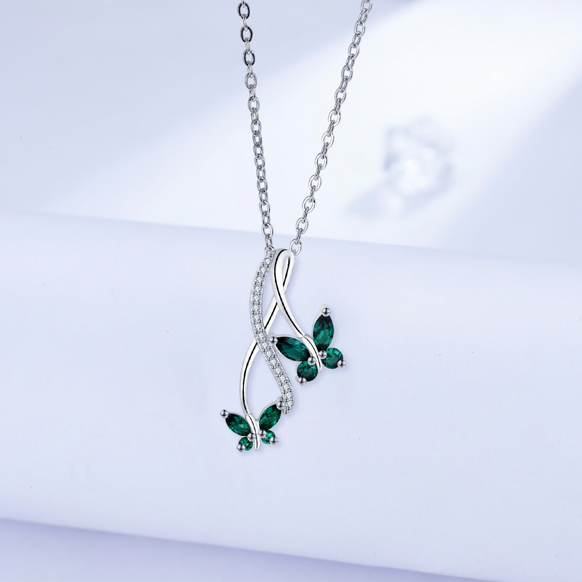 Butterfly Necklace Women's Fashion Simple Clavicle Chain Mother's Day Gift