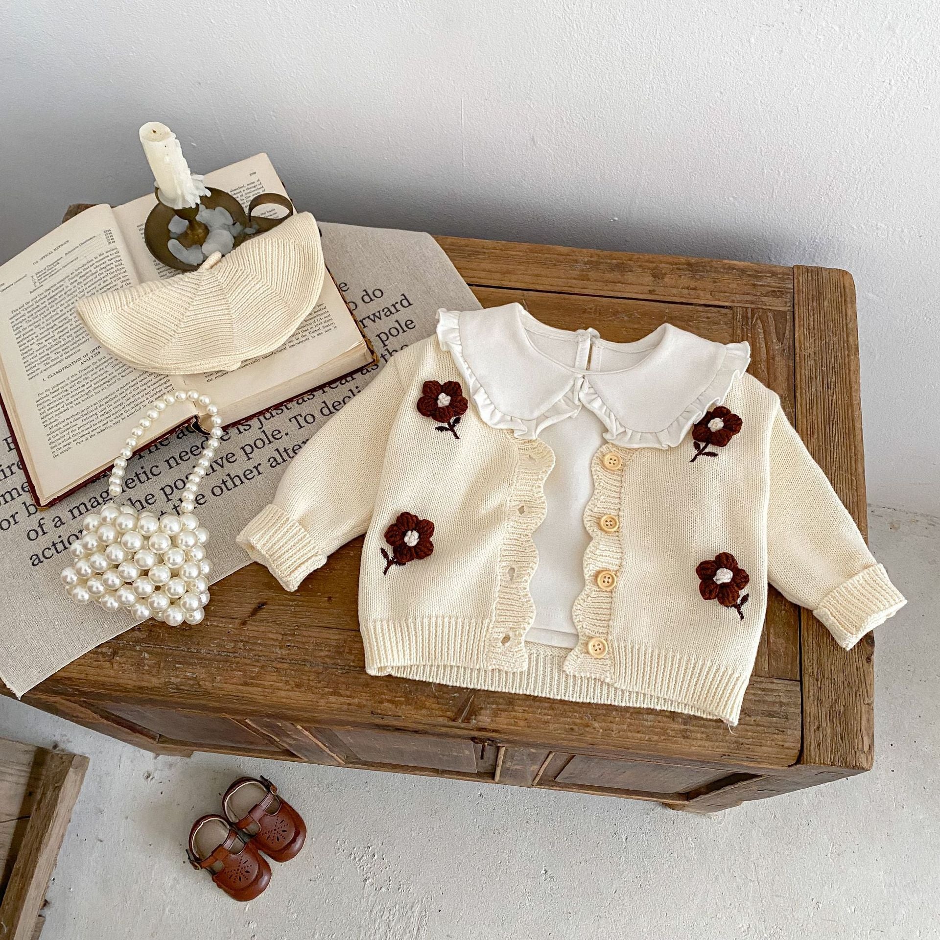 Baby Embroidered V-neck Knitted Cardigan Long-sleeved Sweater