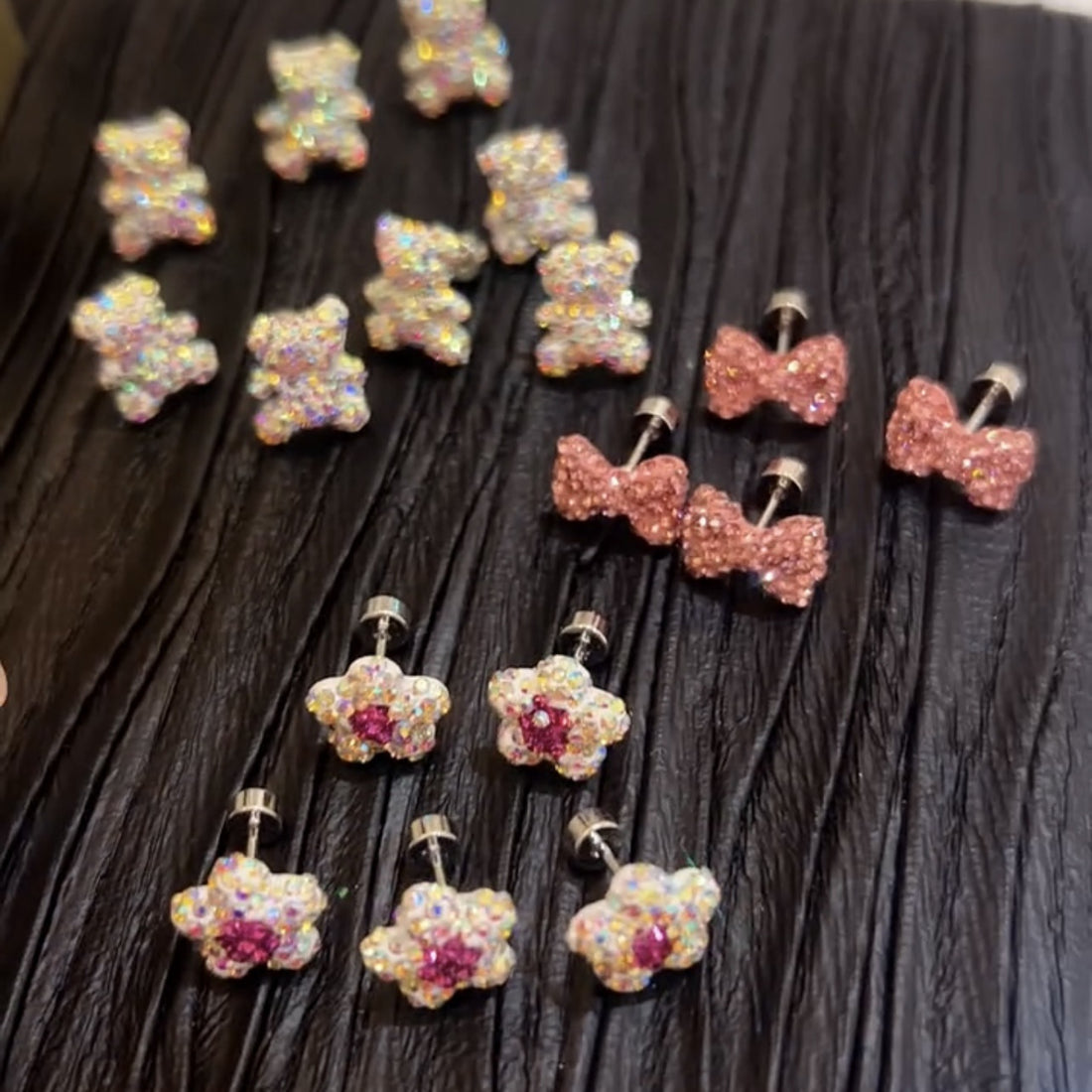 Diamond Color Cocoa Love Color Ear Bone Stud